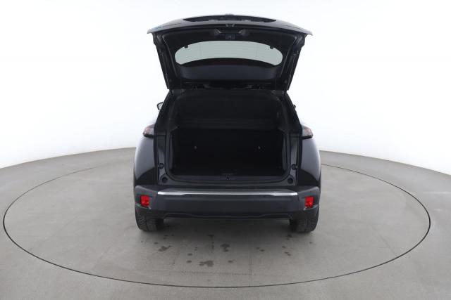Peugeot 2008 image 3