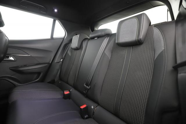 Peugeot 2008 image 9