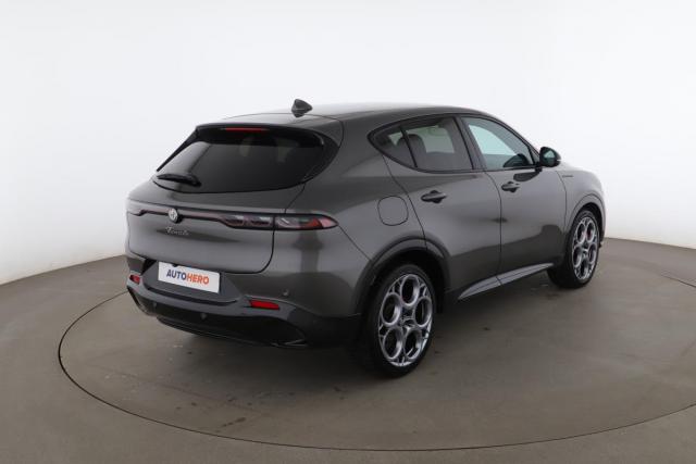 Alfa Romeo Tonale image 1