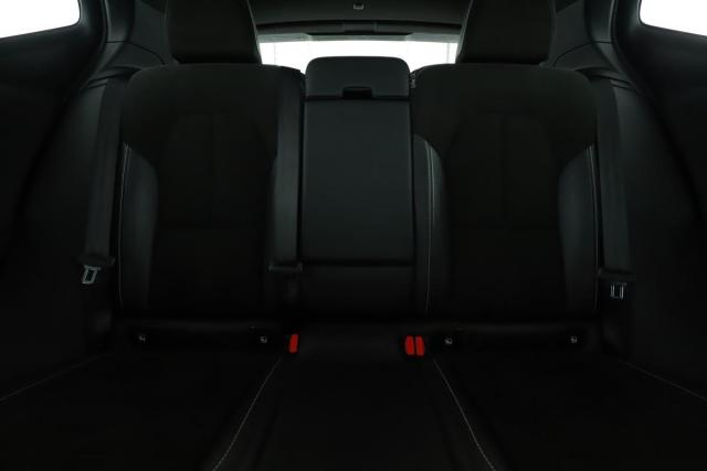 Volvo Xc40 image 3