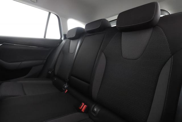 Skoda Octavia image 1