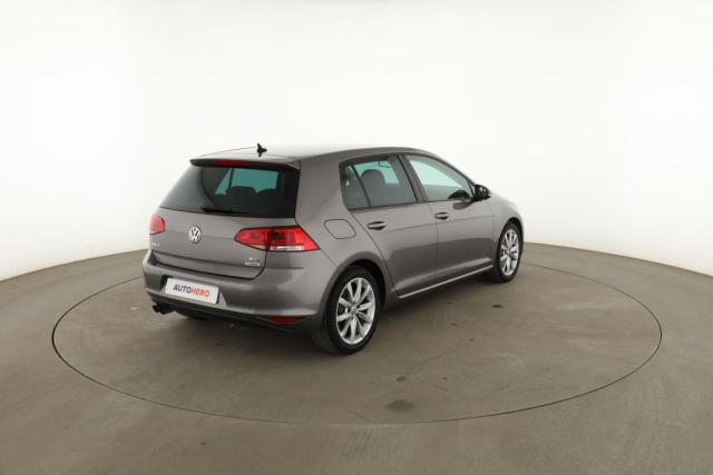 Volkswagen Golf image 3