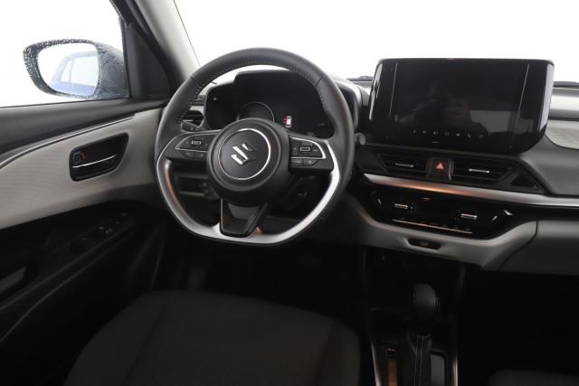Suzuki Swift image 9