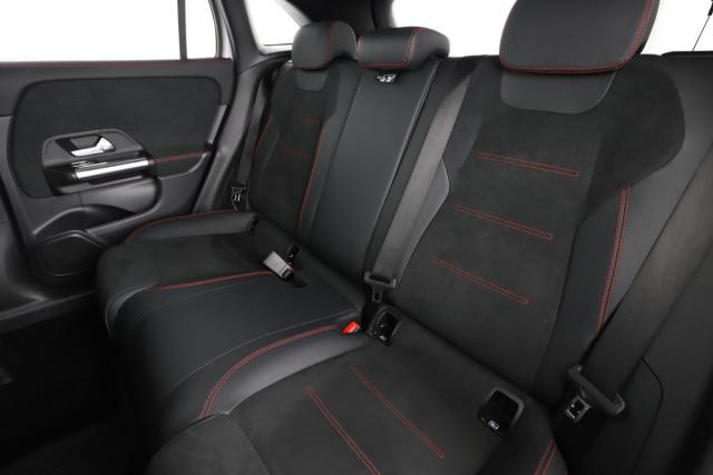 Mercedes Benz Gla image 3