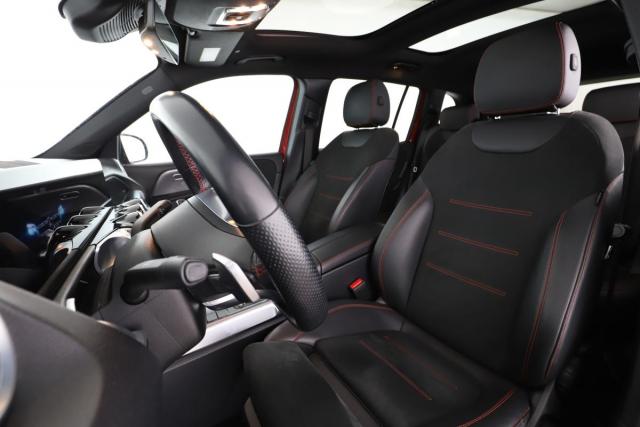 Mercedes Benz Glb image 6