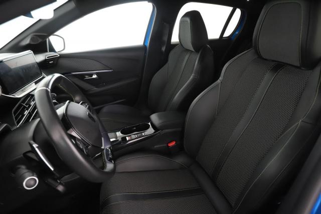 Peugeot 208 image 3