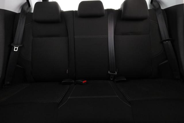 Peugeot 208 image 5