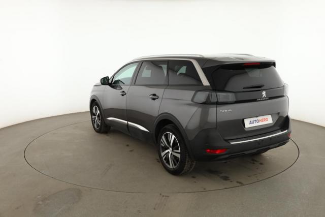Peugeot 5008 image 8