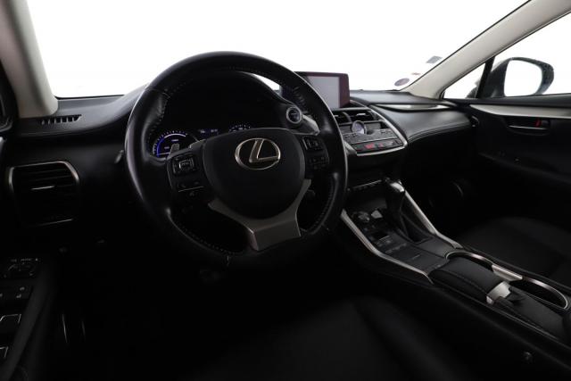 Lexus Nx image 2