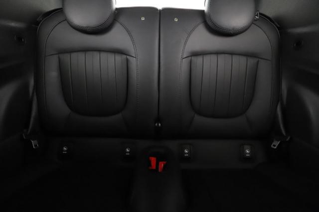 Mini Cabrio image 1