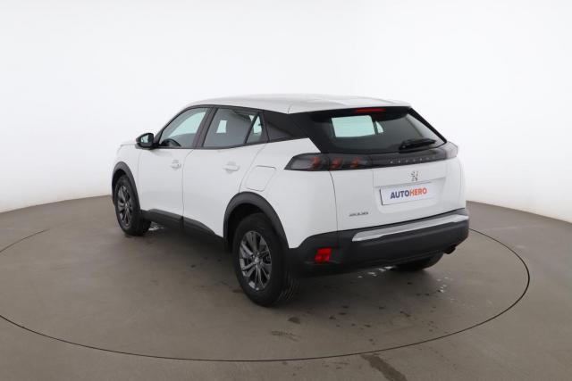 Peugeot 2008 image 2