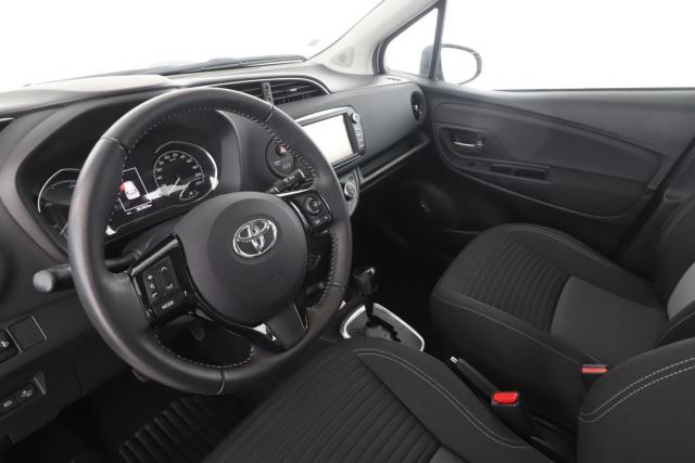 Toyota Yaris image 2