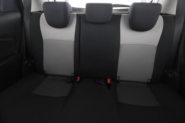 Toyota Yaris image 4