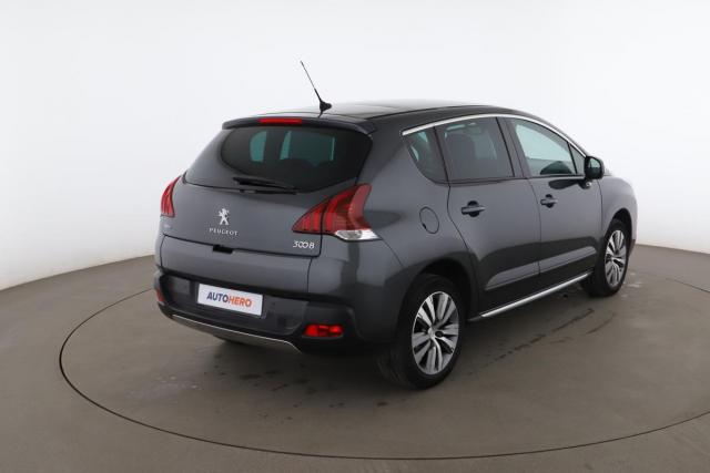 Peugeot 3008 image 2