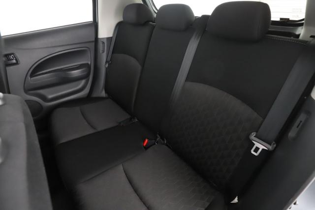 Mitsubishi Space Star image 6