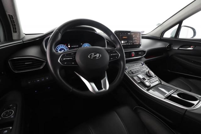 Hyundai Santa Fe image 4