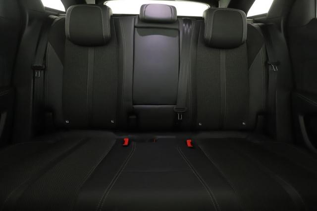 Peugeot 3008 image 6