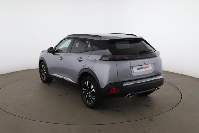 Peugeot 2008 image 8