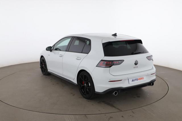 Volkswagen Golf image 4