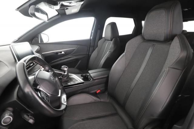 Peugeot 3008 image 7