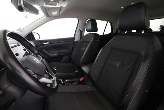 Volkswagen T-Cross image 8