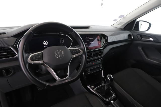 Volkswagen T-Cross image 9
