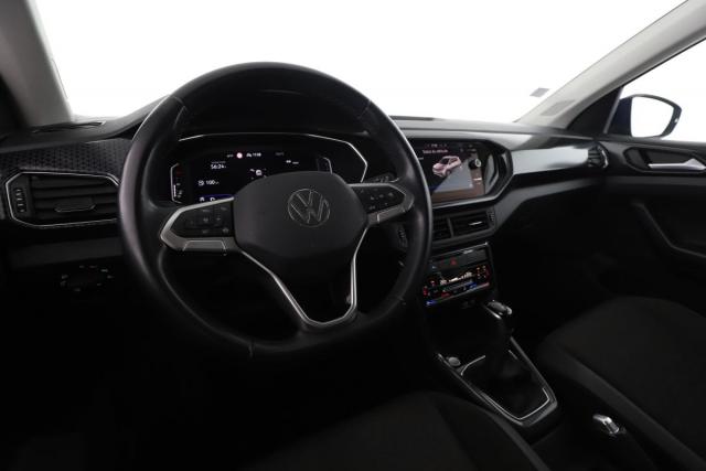 Volkswagen T-Cross image 3