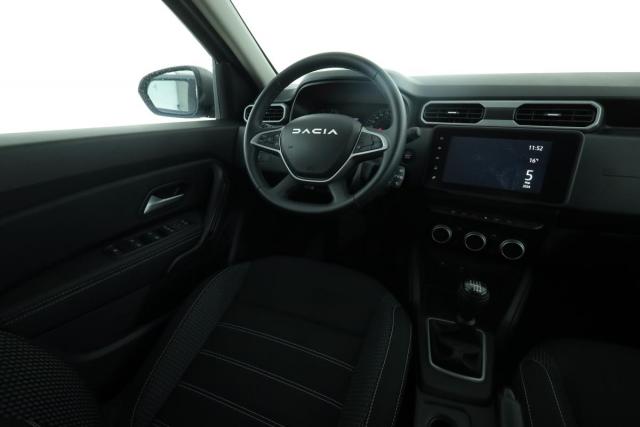 Dacia Duster image 9