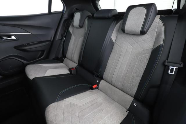 Peugeot 2008 image 1
