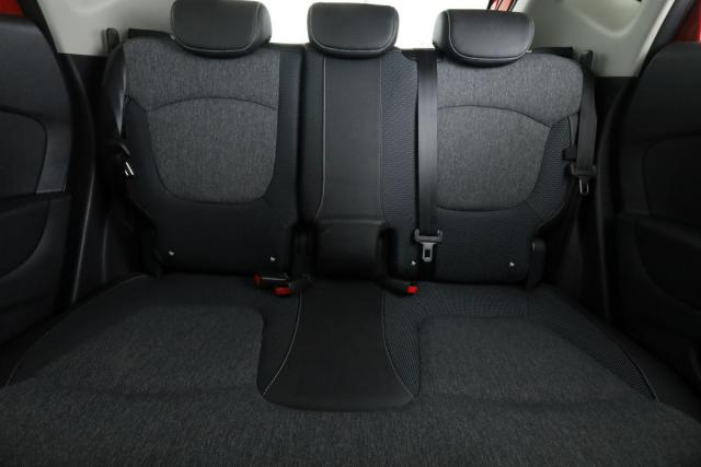 Renault Captur image 6