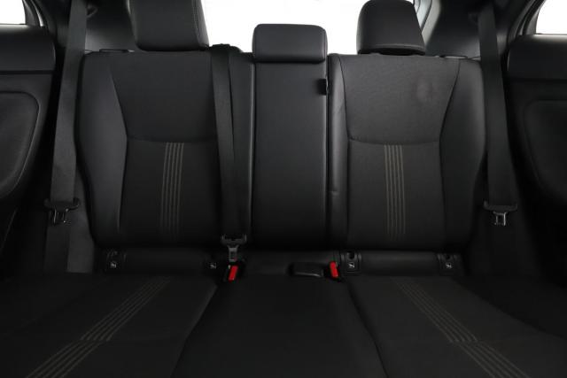 Toyota Yaris Cross image 2