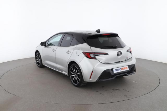 Toyota Corolla image 6