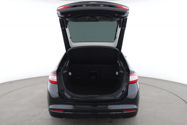 Ford Mondeo image 1