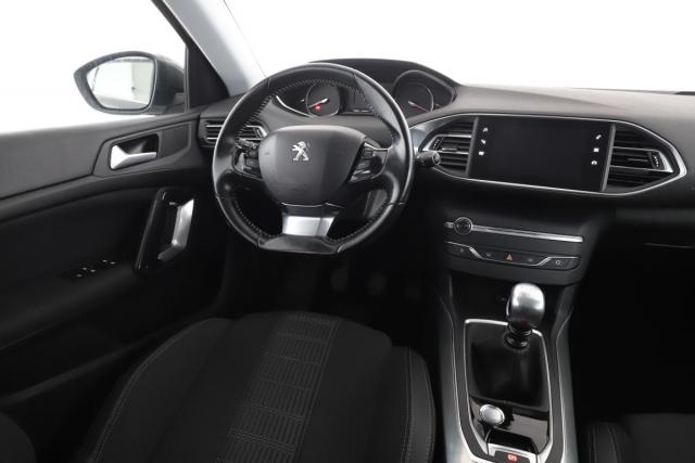 Peugeot 308 image 9