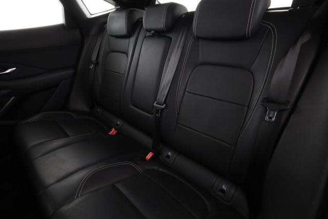 Jaguar E-Pace image 4
