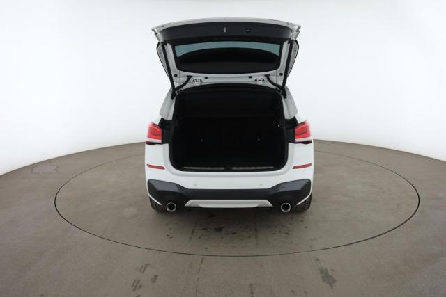 Bmw X1 image 8