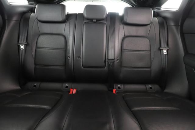 Jaguar E-Pace image 9