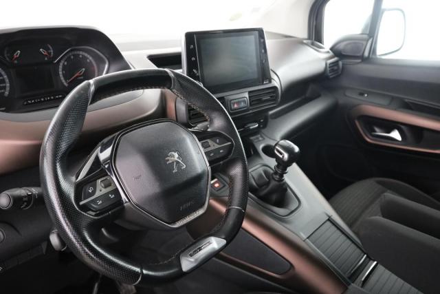 Peugeot Rifter image 8