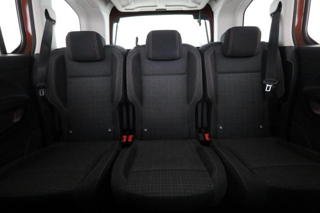 Peugeot Rifter image 1