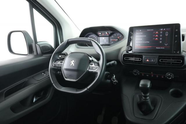 Peugeot Rifter image 6