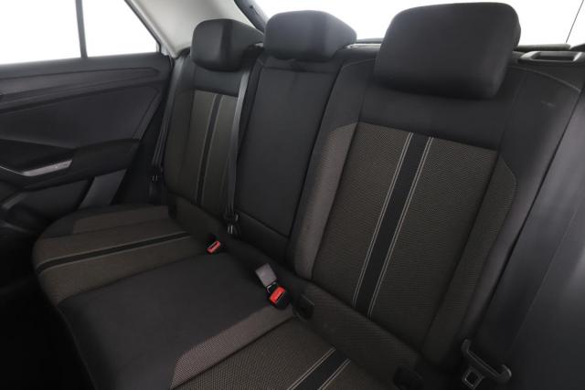 Volkswagen T-Roc image 3