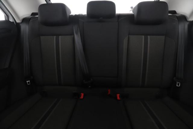 Volkswagen T-Roc image 5