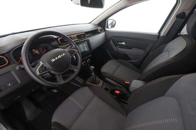 Dacia Duster image 1