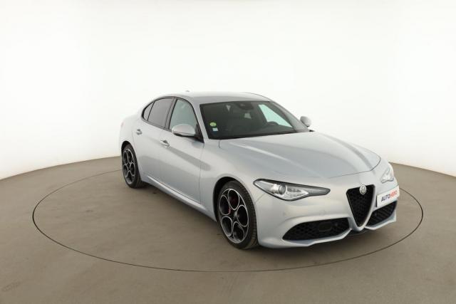 Alfa Romeo Giulia image 6