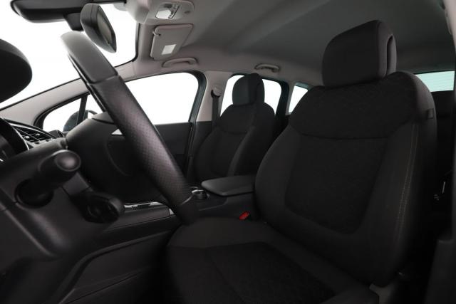 Peugeot 3008 image 3