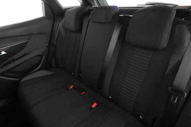 Peugeot 3008 image 1