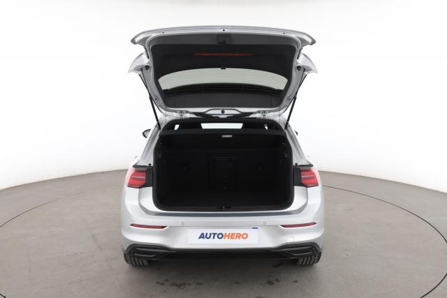 Volkswagen Golf image 1