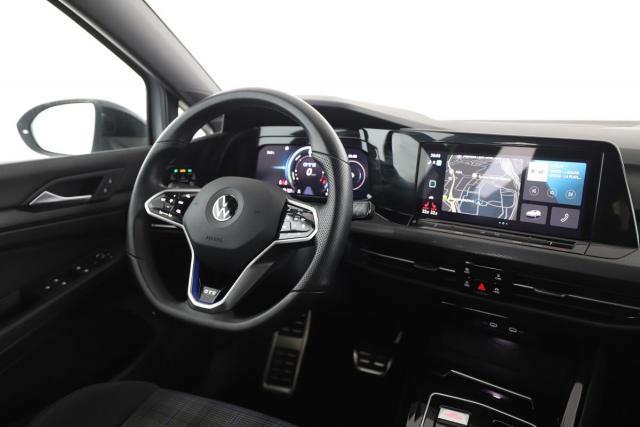 Volkswagen Golf image 8