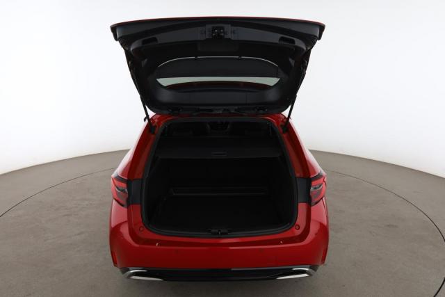Toyota Corolla Touring Sports image 2