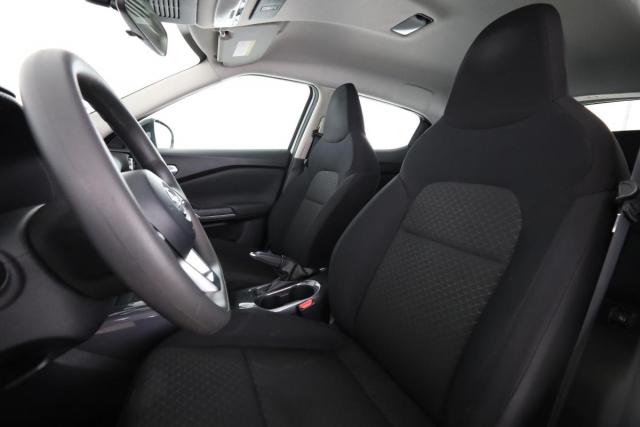Nissan Juke image 9